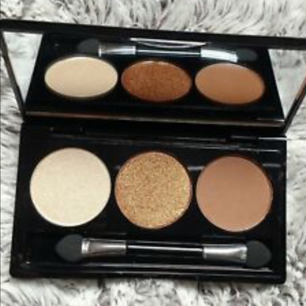 IBY Beauty Three’s Company Trio Eyeshadow Palette